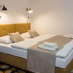 بوتيل Grand Jules - Boat بودابست