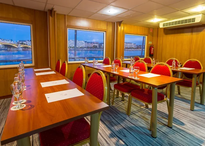 Grand Jules - Boat Budapest