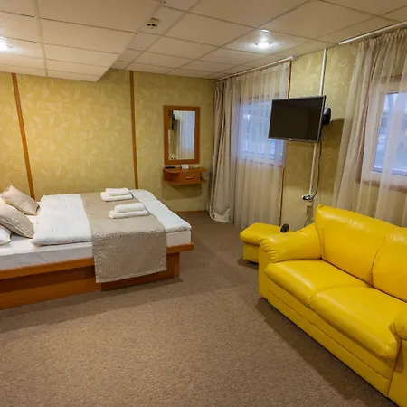 Grand Jules - Boat 3* Budapest