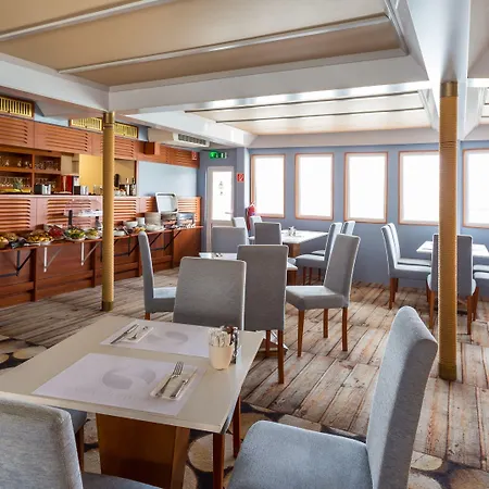 Grand Jules - Boat Budapest