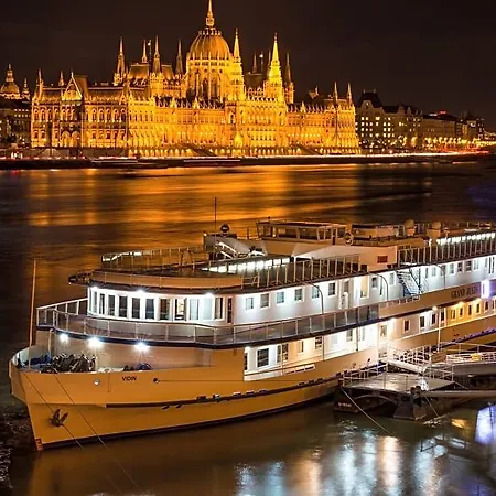 Grand Jules - Boat 3* Budapeszt
