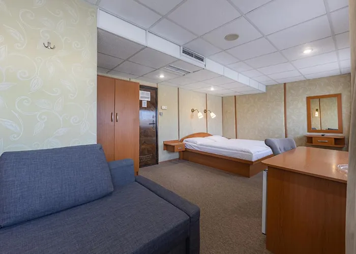 Grand Jules - Boat Boedapest