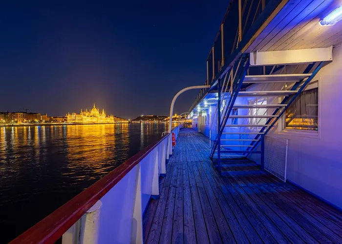 Botel Grand Jules - Boat Boedapest