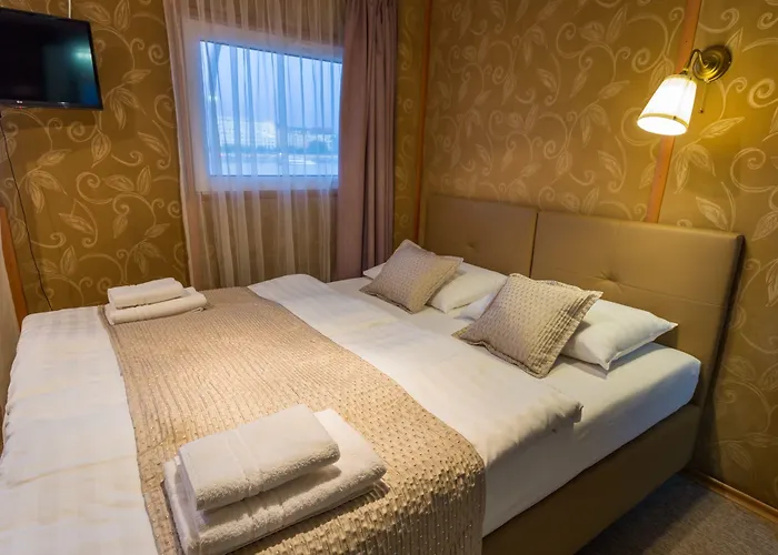 Botel Grand Jules - Boat 3*