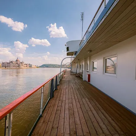 Grand Jules - Boat Bateau-hôtel