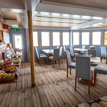 Hotel na wodzie Grand Jules - Boat