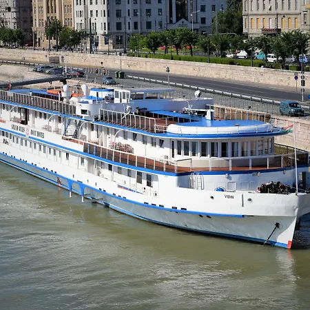 Grand Jules - Boat Hotel en barco 3*